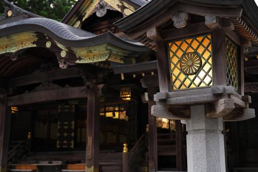 彌彦神社の灯篭 彌彦神社,弥彦神社,灯篭の写真素材