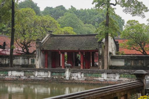 ベトナムの古代寺院の中庭 ベトナム,古代,古代寺院の写真素材