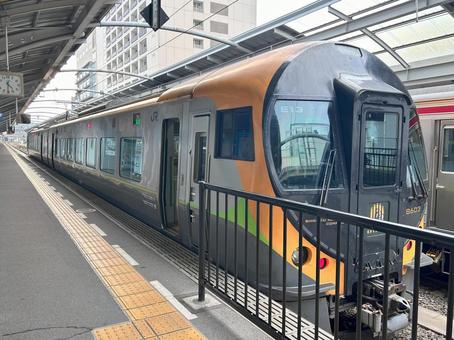 高松駅の電車 高松駅の電車 香川県,高松駅,電車の写真素材