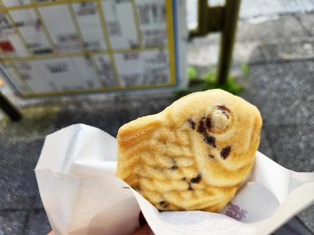 焼きたてのたい焼き たい焼き,たいやき,食べ歩きの写真素材