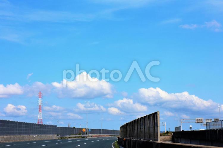 国道一号線バイパス道路　のぼりと下り 道路,カーブ,曲がるの写真素材