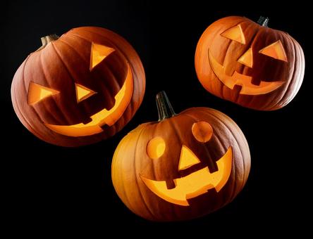 ハロウィンのカボチャのランタンの写真