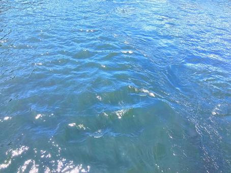 水面 水面,水,流れの写真素材