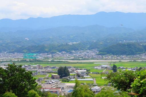 自然豊かな町の風景 自然豊かな町の風景の写真