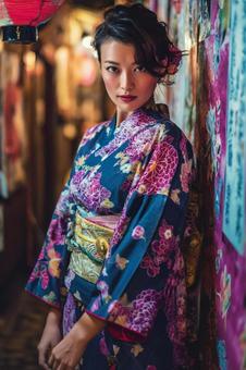 見つめる浴衣美女 見つめる浴衣美女の写真