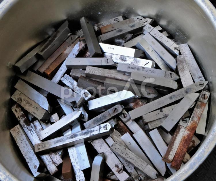 廃棄された工業用ダイヤモンドバイト ダイヤモンドバイト,工業用品,バイトの写真素材