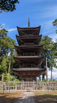 佐渡 妙宣寺の五重塔 佐渡 妙宣寺の五重塔 五重塔,妙宣寺,佐渡島の写真素材