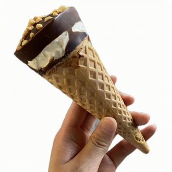 ピーナッツとチョココーンアイス ピーナッツとチョココーンアイス ピーナッツ,チョコ,アイスの写真素材