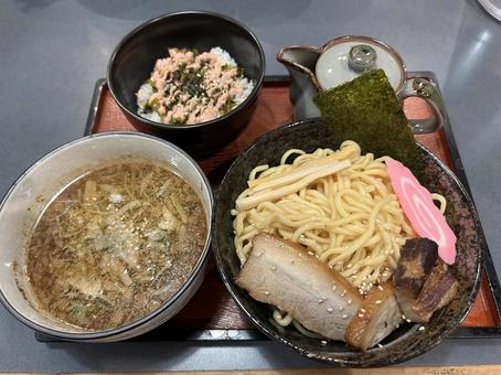 つけ麺セット つけ麺セット つけ麺,麺,明太子ご飯の写真素材