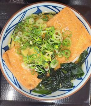大きなあげ きつねうどん 03 大きなあげ きつねうどん 03の写真