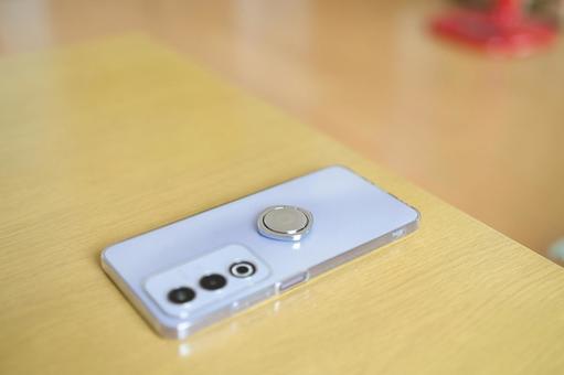 白いスマホ スマートフォン,スマホ,携帯の写真素材