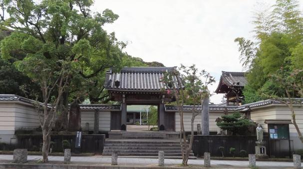 龍海院 是之字寺 山門 龍海院 是之字寺 山門 龍海院,是之字寺,神社仏閣の写真素材