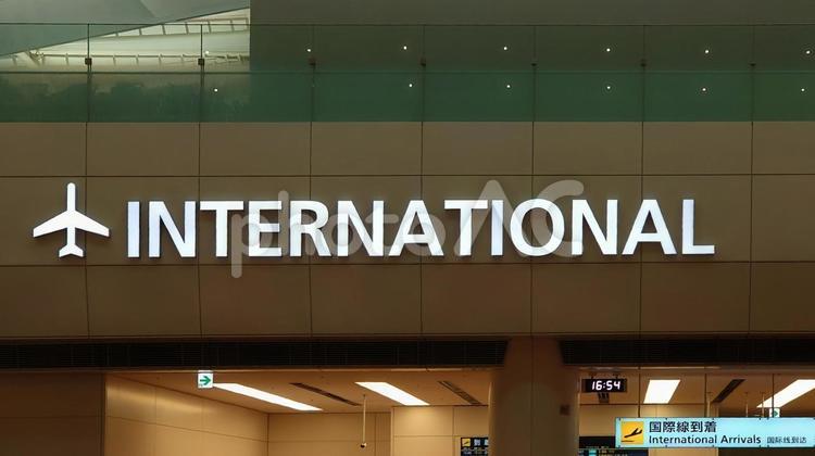 羽田空港　国際線ターミナル　 羽田空港,国際線,出発の写真素材