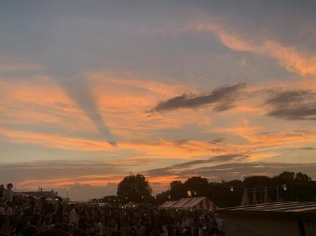 夕暮れ 夕暮れ 夕焼け,空,雲の写真素材