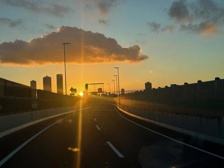 朝焼けの車窓 朝焼けの車窓の写真