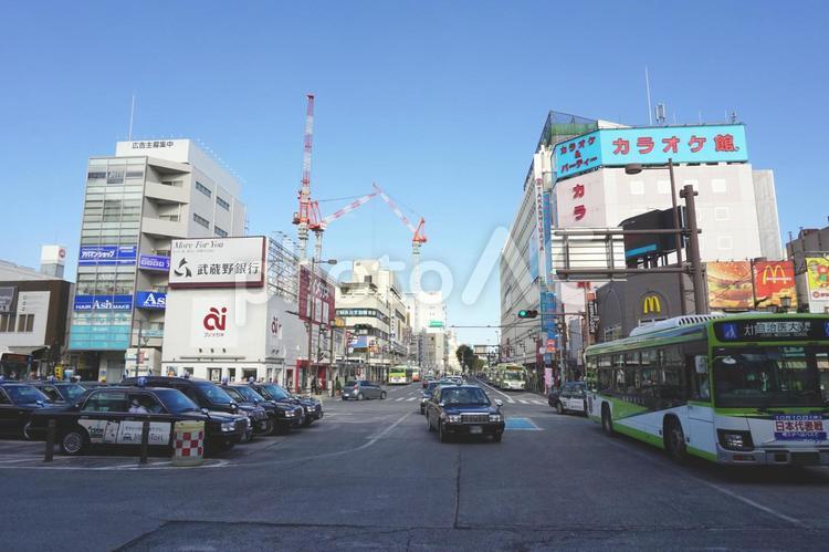 大宮駅東口の駅前　タクシー乗り場など 大宮駅,タクシー,大宮の写真素材