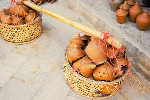 バクタプルの陶器　ネパール 陶器,バクタプル,ネパールの写真素材