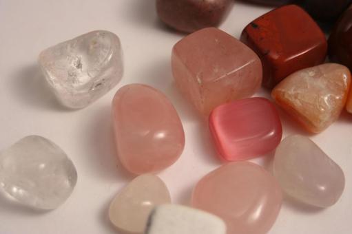 暖色系パワーストーン ストーン,クローズアップ,複数の写真素材