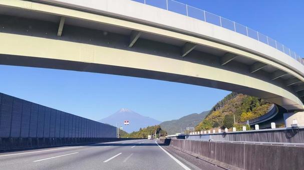 新東名富士山2 富士山,新東名,高速道路の写真素材