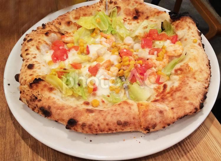 焼きたてのピザ ピザ,チーズ,イタリアンの写真素材