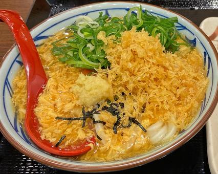 天かすたっぷり卵とじうどん うどん,卵とじ,天かすの写真素材