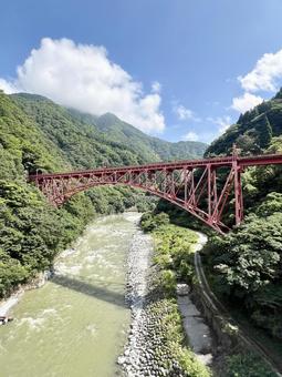 新山彦橋3 新山彦橋3 富山,富山旅行,旅行の写真素材