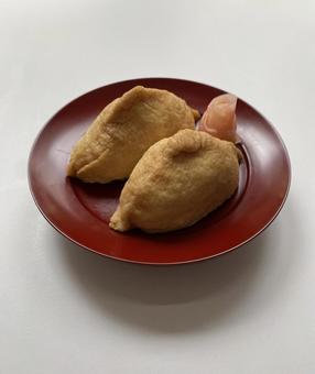 おいなりさん おいなりさん いなり寿司,稲荷寿司,おいなりさんの写真素材
