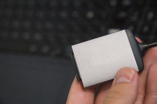 SDカードリーダー SDカードリーダー sdカード,sdカードリーダー,メモリーカードの写真素材