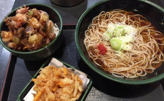 天丼とそば そば,蕎麦,ソバの写真素材