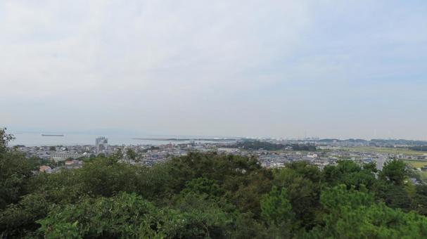 大野城 模擬天守からの眺望 大草城方向 大野城 模擬天守からの眺望 大草城方向の写真