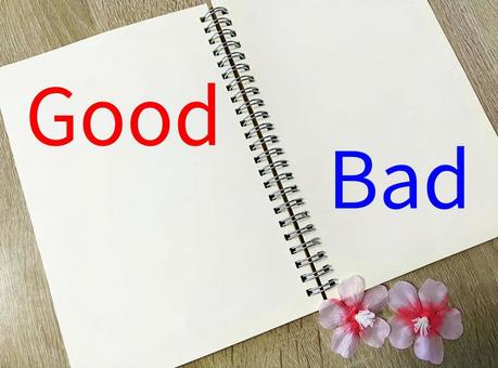ビジネスで使えるGoodとBad ビジネスで使えるGoodとBad good,bad,良いの写真素材