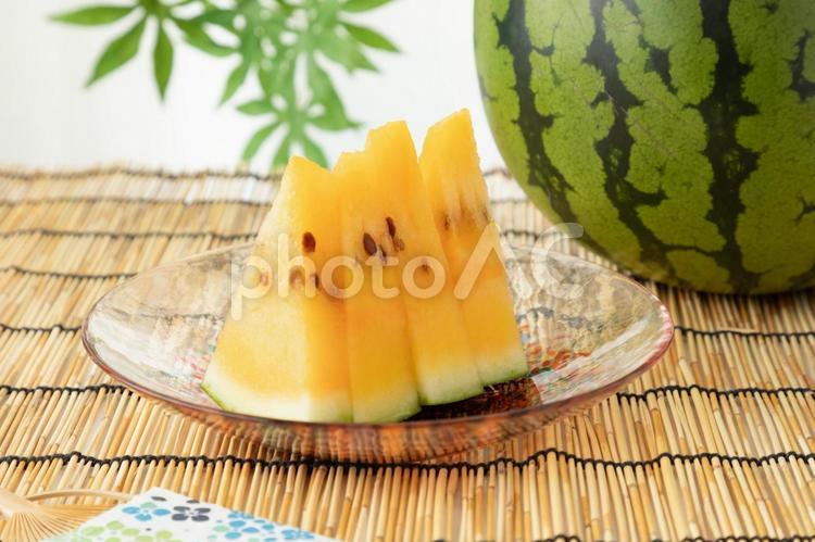 甘くて美味しい黄色いスイカイメージ05 スイカ,夏,季節の写真素材