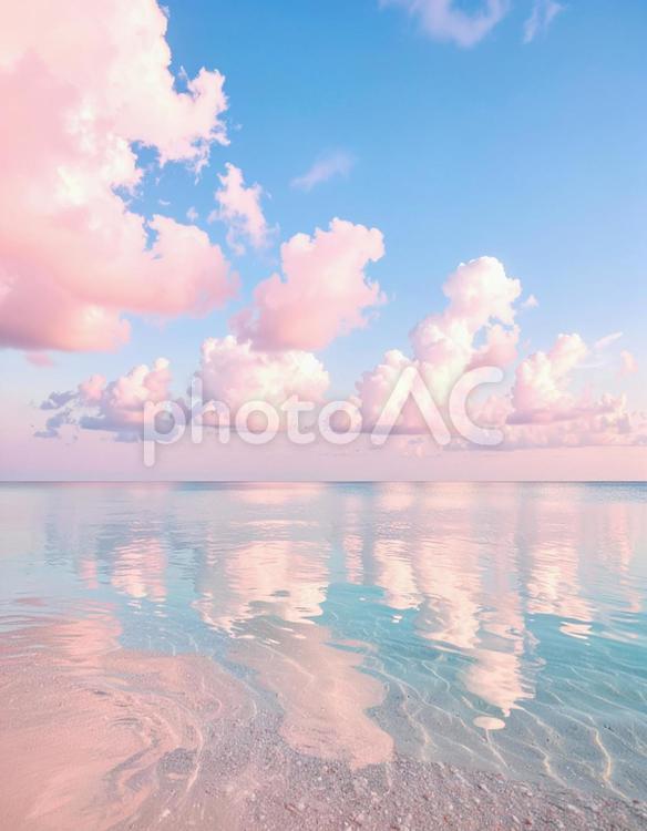 ピンクの雲とブルーの海／リフレクション 空,海,パステルカラーの写真素材