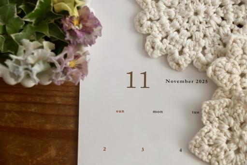 カレンダーと小花　１１月イメージ 11月,11,カレンダーの写真素材