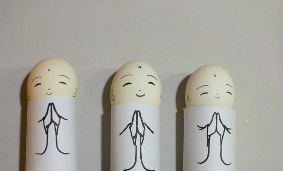 3人のお地蔵様 お地蔵様,拝む,人形の写真素材