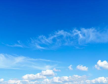 清々しい雲と青空 清々しい雲と青空の写真