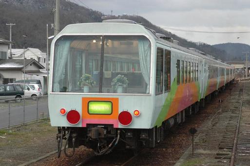 12系客車 ゆうゆうサロン岡山 団体列車 12系客車 ゆうゆうサロン岡山 団体列車の写真