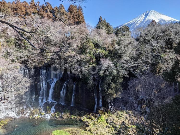 白糸の滝と富士山 富士山,白糸の滝,冬の写真素材