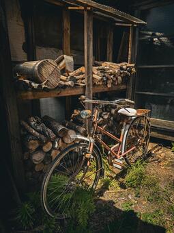 Bicycles and scrap materials, JPG Bicycles and scrap materials, JPG