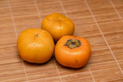 見事な柿02 柿,果物,フルーツの写真素材