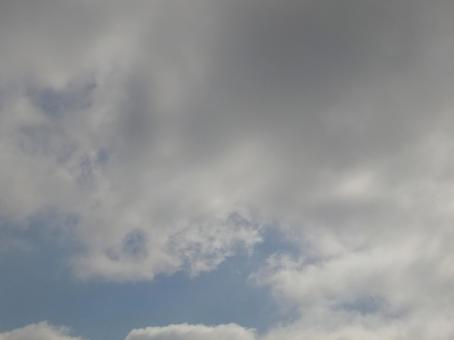 四月の雲-58の写真