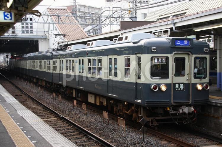 京成電鉄、3300形車両、復刻塗装車 鉄道,交通,電車の写真素材