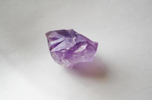 アメジスト 天然石,鉱物標本,結晶の写真素材