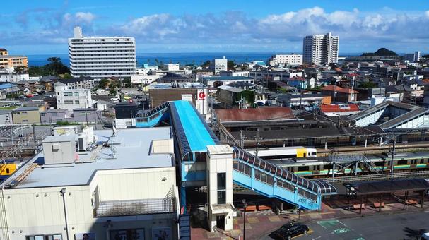 夏の安房鴨川駅&街並み&海・千葉県鴨川市 夏の安房鴨川駅&街並み&海・千葉県鴨川市 夏,安房鴨川駅,鴨川市の写真素材