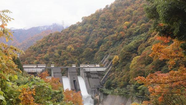 黒部峡谷に秋を訪ねて 秋,風景,自然の写真素材
