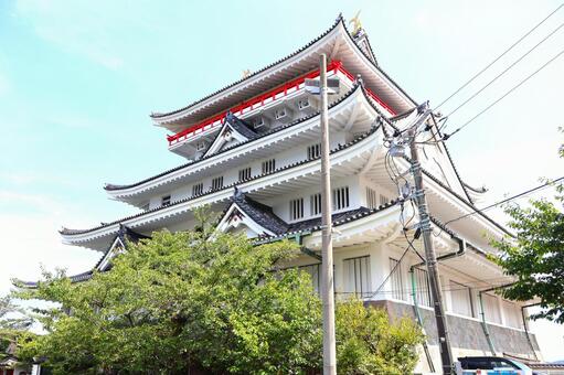 「暑い真夏の空と綺麗な熱海城」 熱海城,建物,お城の写真素材