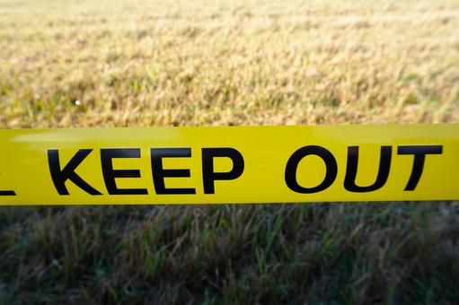 屋外の立ち入り禁止テープ1 立入禁止,禁止,進入禁止の写真素材