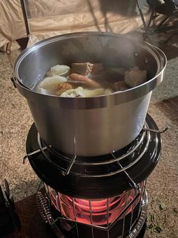 ストーブでおでん キャンプ,アウトドア,美味しいの写真素材