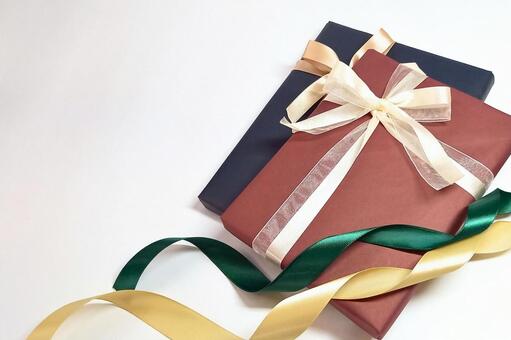 【ギフト包装】ギフトラッピング・リボン ギフト,ギフトボックス,プレゼントの写真素材