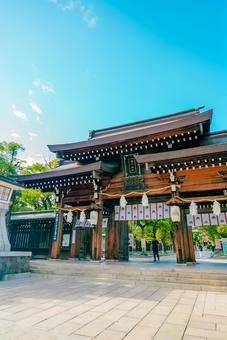 【兵庫】神戸駅周辺の湊川神社 湊川神社,兵庫,神戸の写真素材
